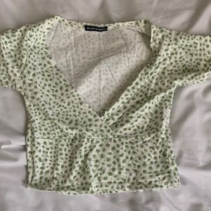 Brandy Melville crop top